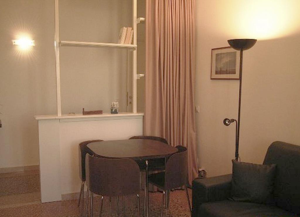 Cathy Apartment Рим Стая снимка